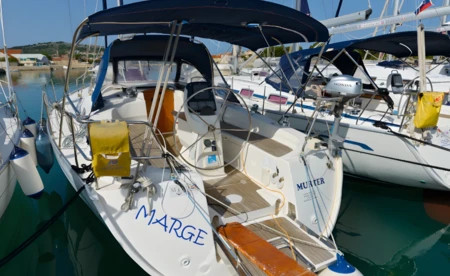 Bavaria 38