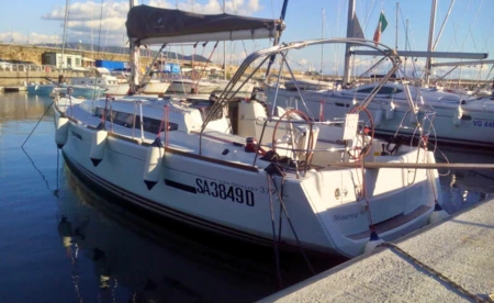 Sun Odyssey 379