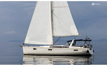 Oceanis 48