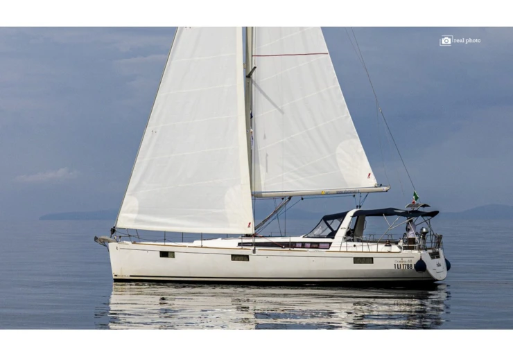 Oceanis 48 Puntone - Marina di Scarlino | Anthea -  Solar Panel