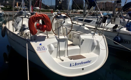 Sun Odyssey 37