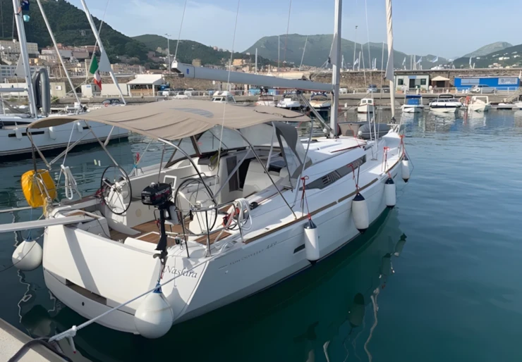 Sun Odyssey 449 Hafen von Salerno | Nashira