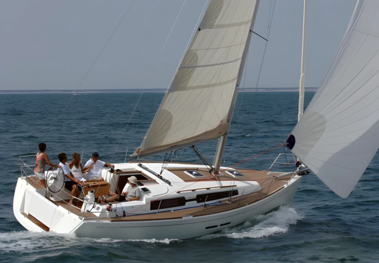 Dufour 375 GL Mandalina | China girl