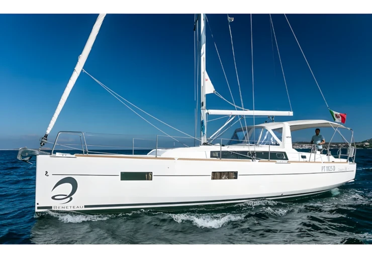 Oceanis 38 Portisco harbour | Marta