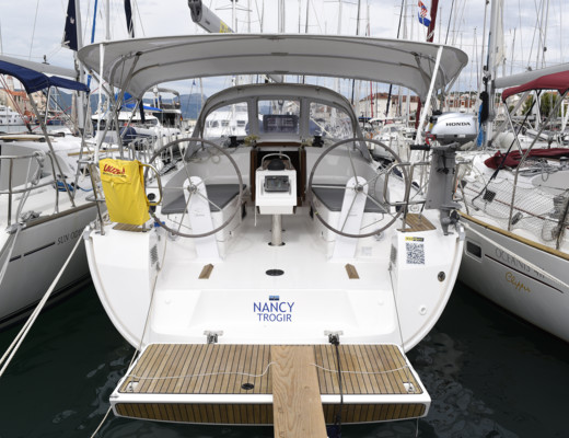 Bavaria Cruiser 37