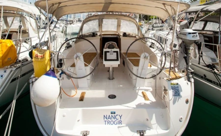 Bavaria Cruiser 37