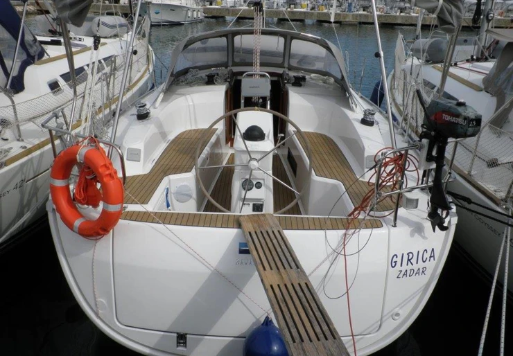 Bavaria Cruiser 33 Marina Dalmacija | Girica
