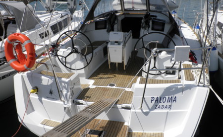 Sun Odyssey 379