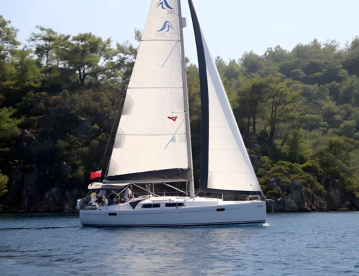 Hanse 385