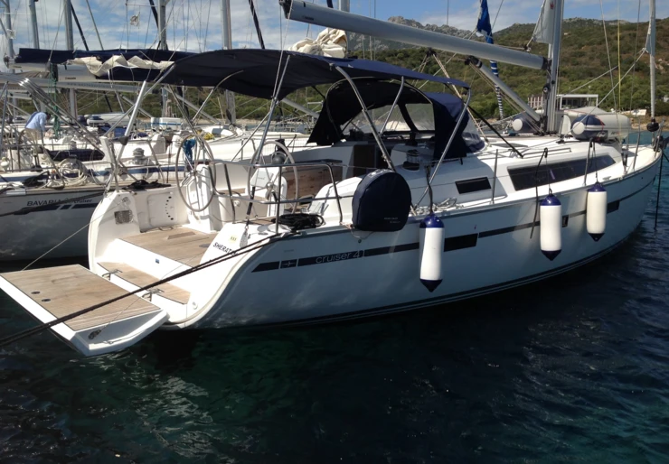 Bavaria Cruiser 41 Cala dei Sardi | Sheratan