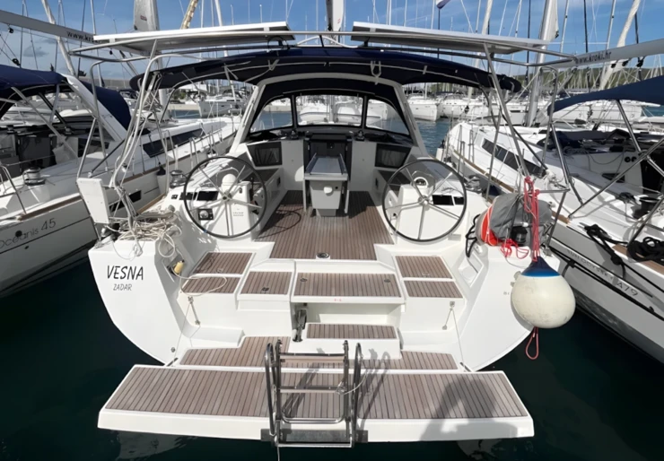 Oceanis 45 Marina Dalmacija | VESNA