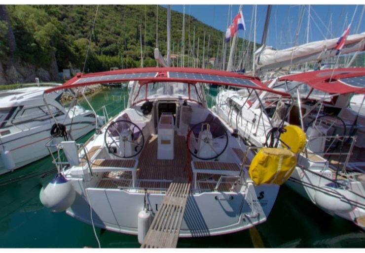 Oceanis 38.1 Dubrovnik - Ragusa | LUCE