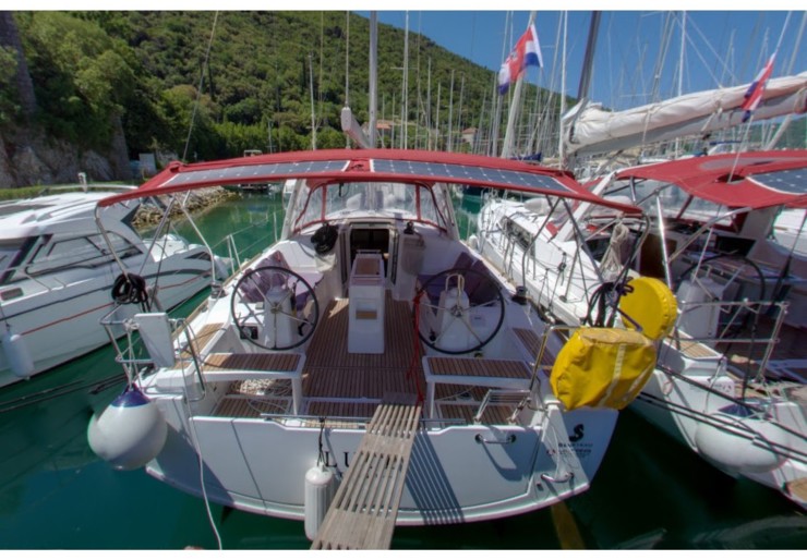 Oceanis 38.1 Dubrovnik | LUCE
