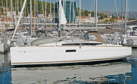 Sun Odyssey 349