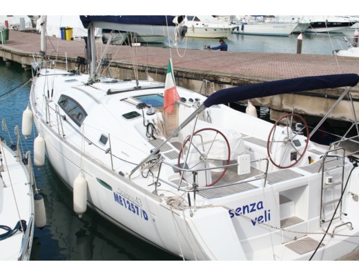 Oceanis 43