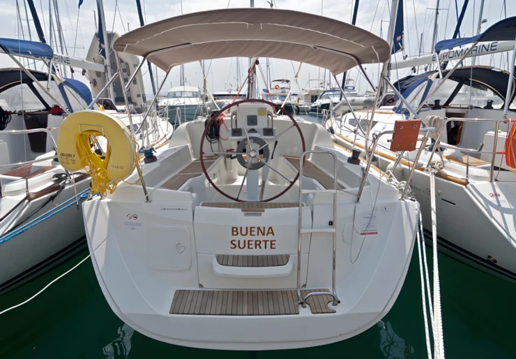 Sun Odyssey 33i ACI Marina | BUENA SUERTE
