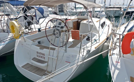 Sun Odyssey 33i