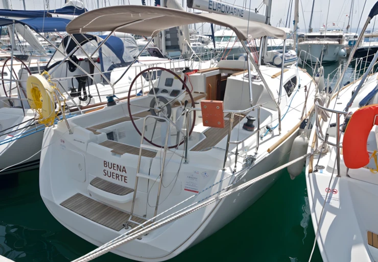Sun Odyssey 33i ACI Marina | BUENA SUERTE