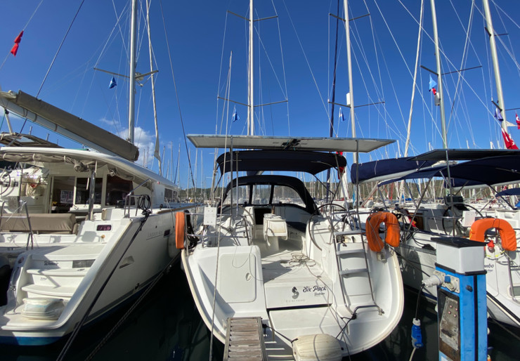 Cyclades 39.3 Fethiye harbour | Six Pack