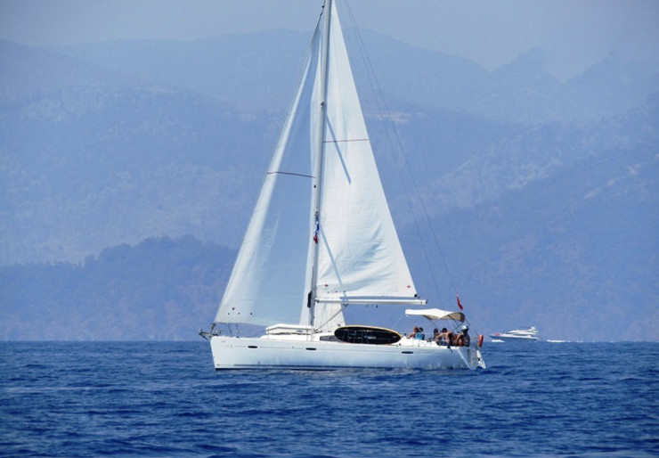 Oceanis 43 Port de Fethiye | Bliss