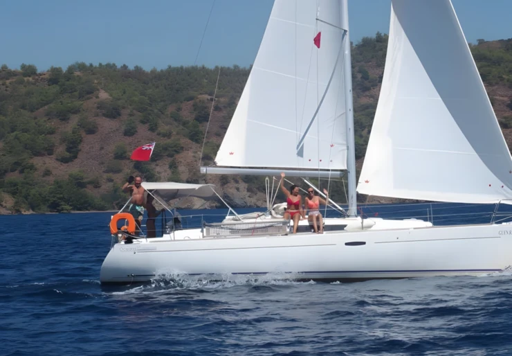 Oceanis 37 Hafen von Fethiye | Glen Rosa