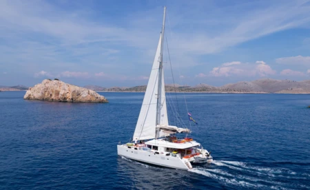 Lagoon 560