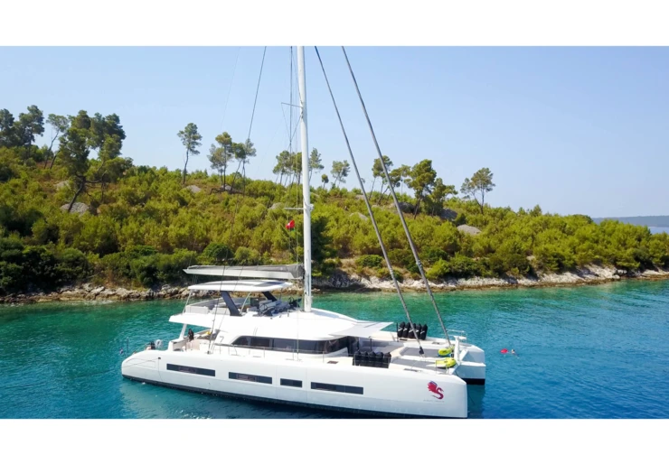 Lagoon Seventy 7 Komolac | ADRIATIC DRAGON