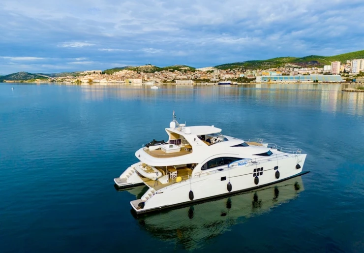 Sunreef Power 70 Mandalina | CLOUDS