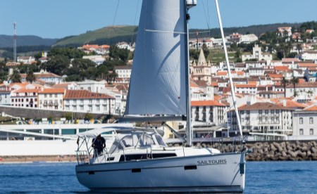 Bavaria Cruiser 37
