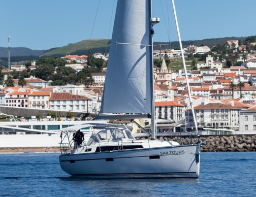 Bavaria Cruiser 37