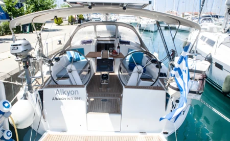 Hanse 345