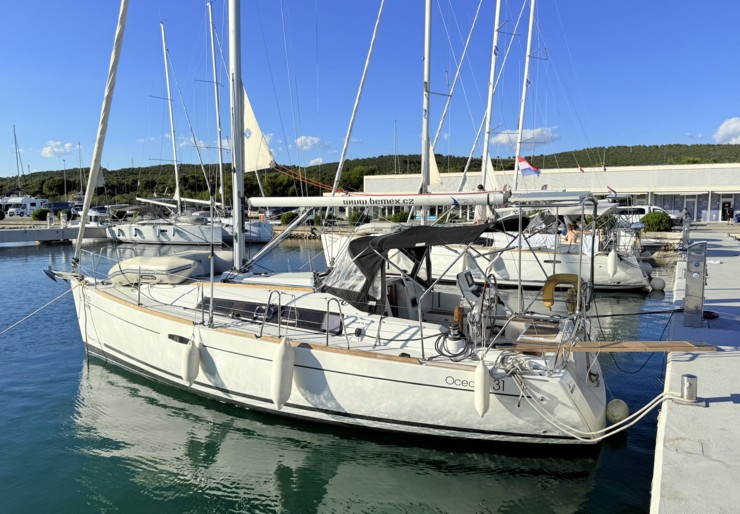 Oceanis 31 Marina Dalmacija | Bejby