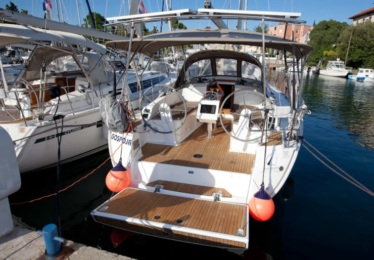 Bavaria Cruiser 37 Marina Tankerkomerc | GOSPOJA
