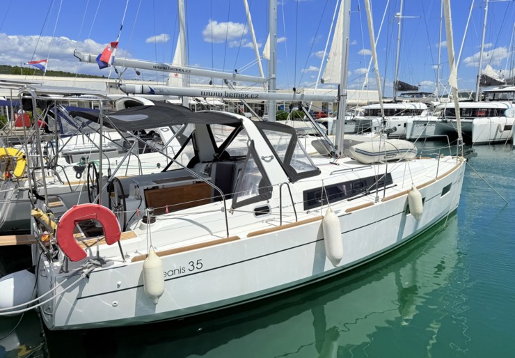 Oceanis 35 Marina Dalmacija | Vendy