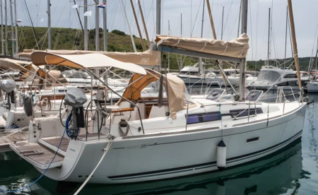 Dufour 335 GL
