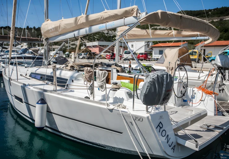 Dufour 350 GL Primosten - Marina Kremik | RONJA (new sails 2023.)