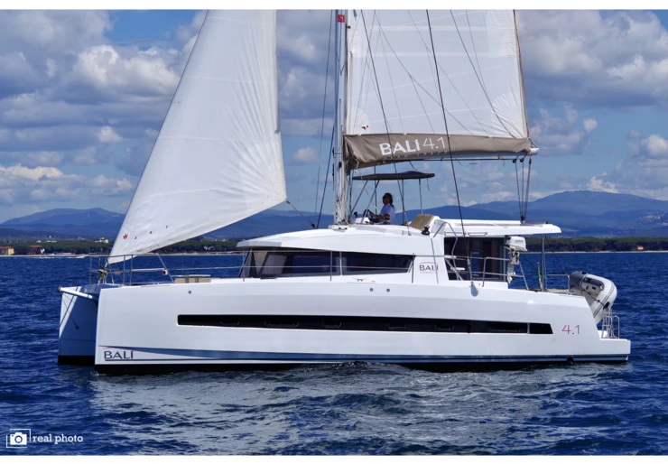 Bali 4.1 Castellammare di Stabia | WEEsail - Water maker, Solar Panel