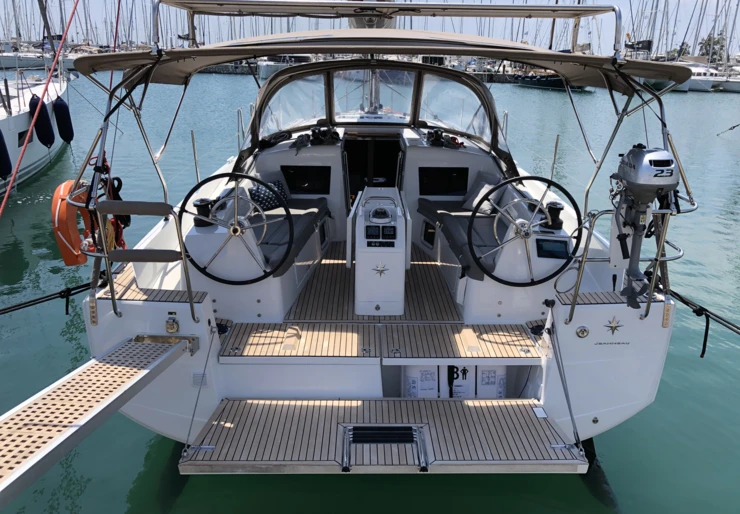 Sun Odyssey 410 Alimos Kalamaki | Aquaholic
