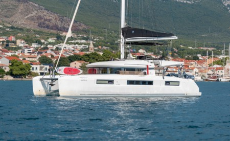 Lagoon 50