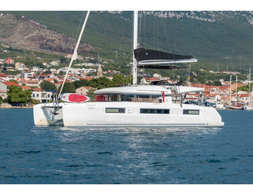 Lagoon 50