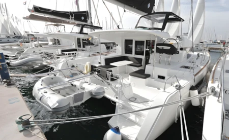 Lagoon 40