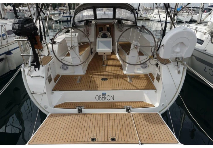 Bavaria Cruiser 41 Portisco harbour | Oberon