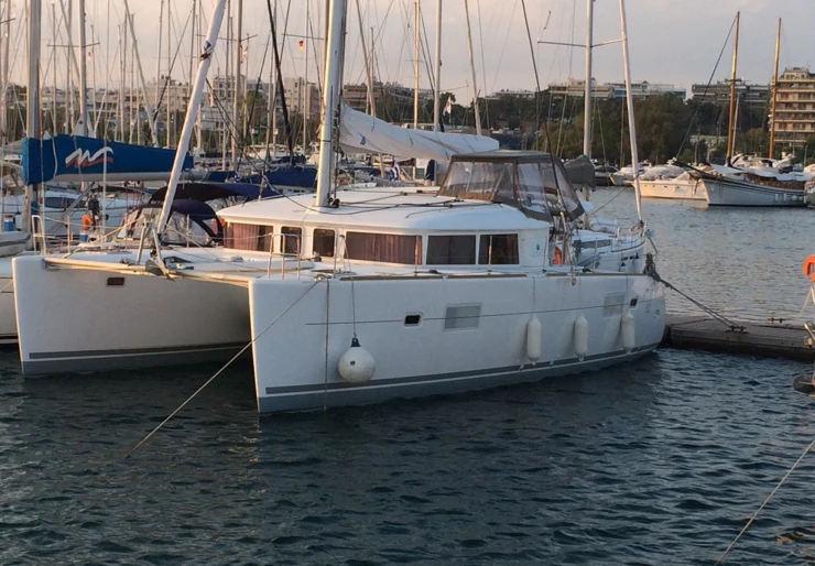 Lagoon 400 S2 Alimos Kalamaki | Emerald Seas