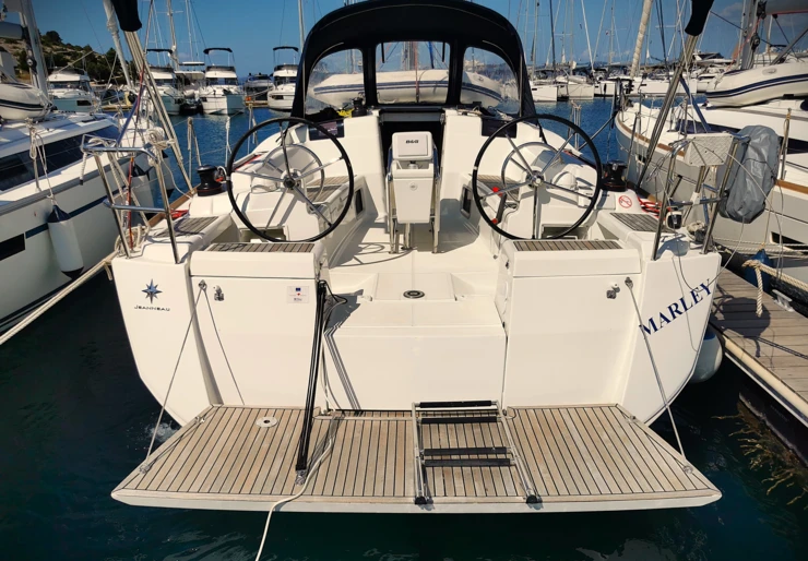 Sun Odyssey 419 Drage | MARLEY