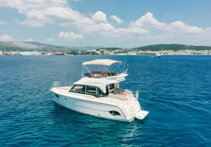 Bavaria E40 Fly Drage | IVONA