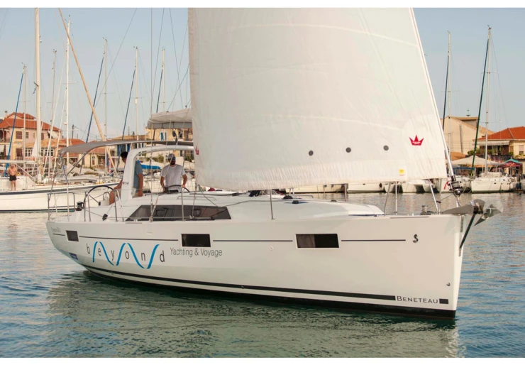 Oceanis 41.1 Hafen von Lefkada | Rose Royce