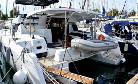 Lagoon 42