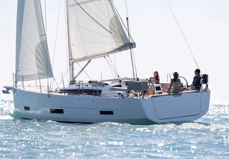 Dufour 390 GL Alimos Kalamaki | Martini
