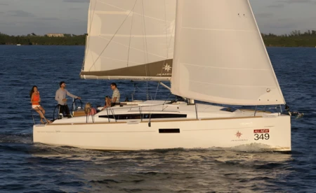 Sun Odyssey 349