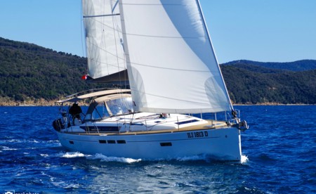 Sun Odyssey 519
